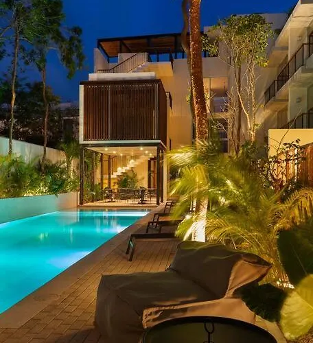 Apartment Modern W Balcony & Pool La Veleta, - - A207