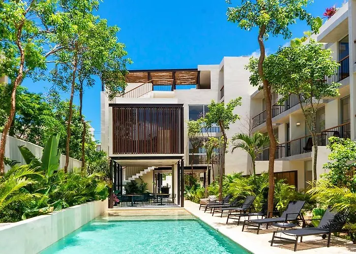 Apartment Modern W Balcony & Pool La Veleta, - - A207